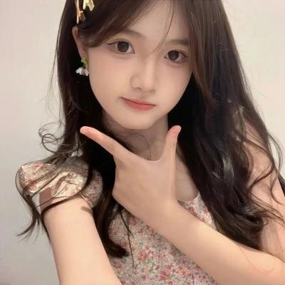 闪婚后，顶流老公的马甲藏不住了